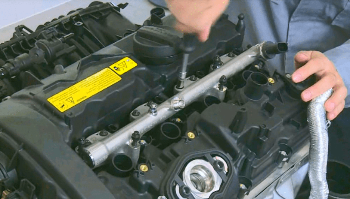 📂宝马BMW | 原厂培训 F系G系的常见维修操作技巧及诊断视频 发动机拆装 变速箱诊断 电池维护 油箱滤清器拆装 高压燃油油路拆装 更换气门油封 空调检漏 安装调整正时(6G)